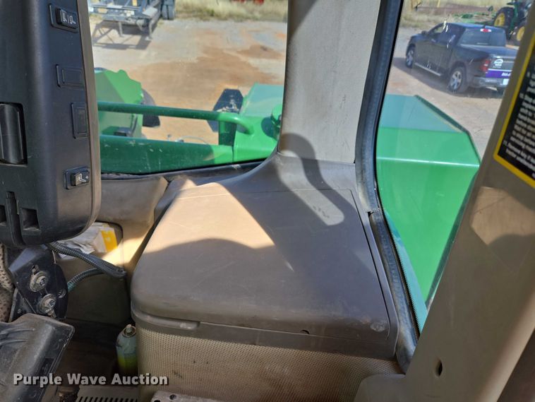 image for item EU3929 2016 John Deere 9570R Scraper Special 4WD tractor