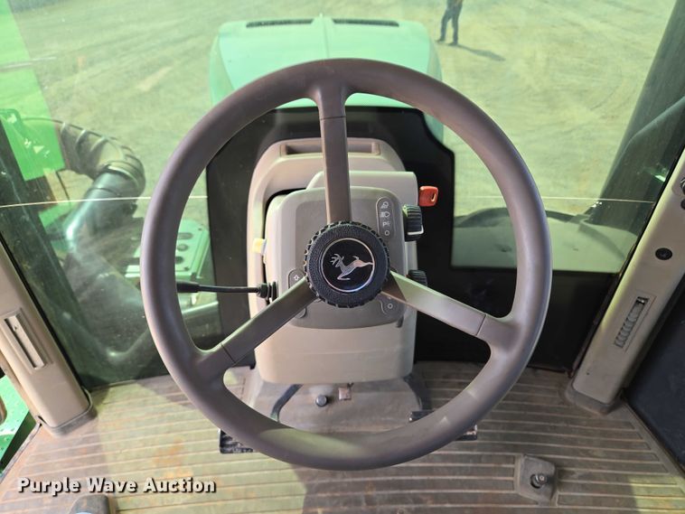 image for item EU3929 2016 John Deere 9570R Scraper Special 4WD tractor