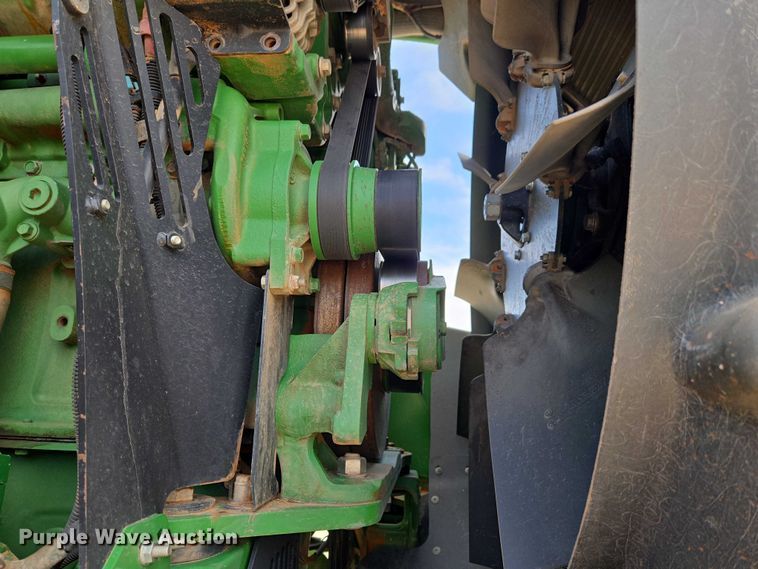 image for item EU3929 2016 John Deere 9570R Scraper Special 4WD tractor