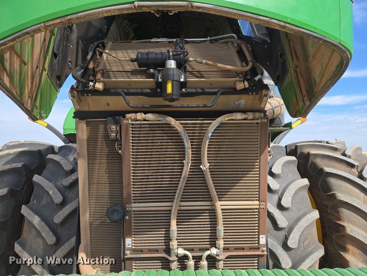 image for item EU3929 2016 John Deere 9570R Scraper Special 4WD tractor