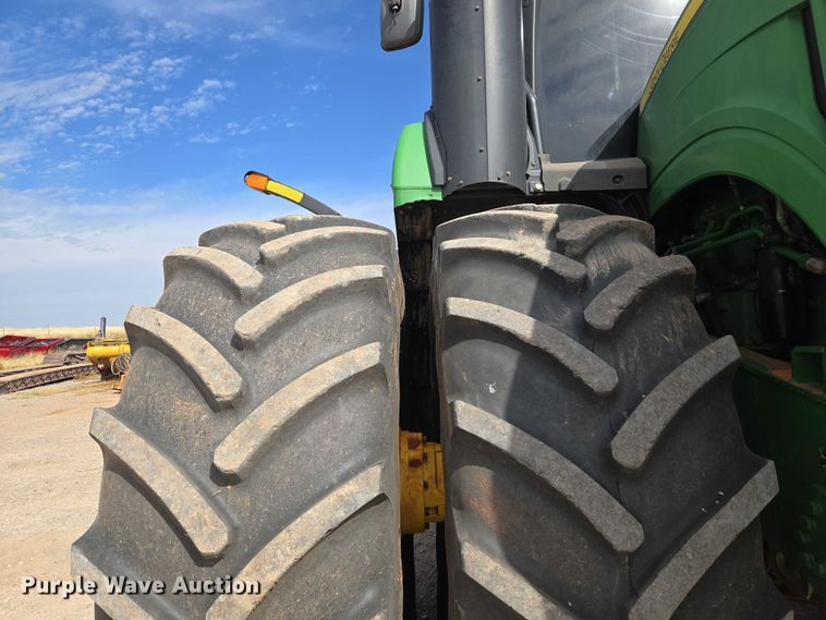 image for item EU3929 2016 John Deere 9570R Scraper Special 4WD tractor