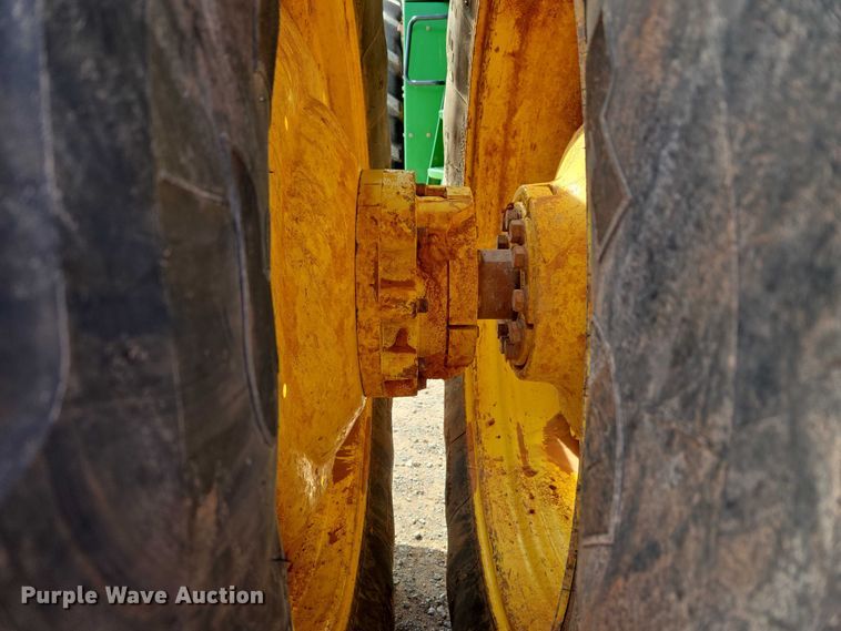 image for item EU3929 2016 John Deere 9570R Scraper Special 4WD tractor