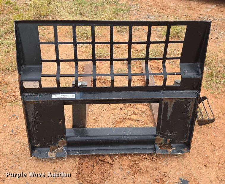 image for item EU3940 Caterpillar 351-9371 skid steer forks