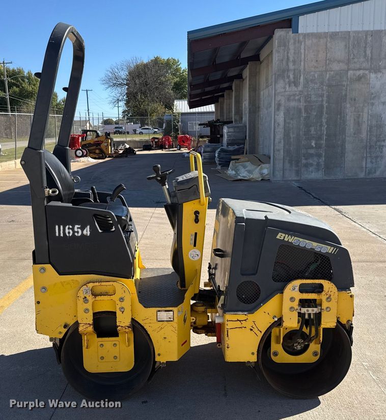 COMPACTADOR 2016 BOMAG BW90050