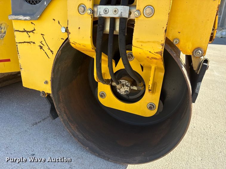 image for item EU5287 2016 Bomag BW 900-50 double drum vibratory roller