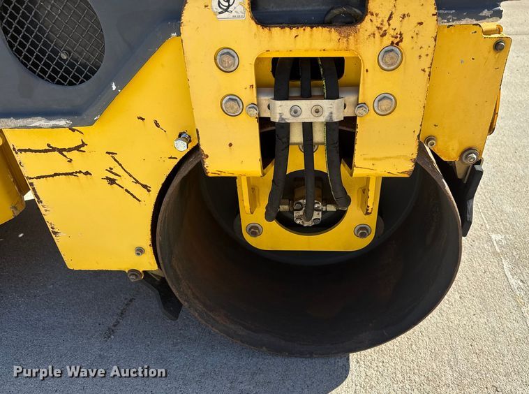 image for item EU5287 2016 Bomag BW 900-50 double drum vibratory roller