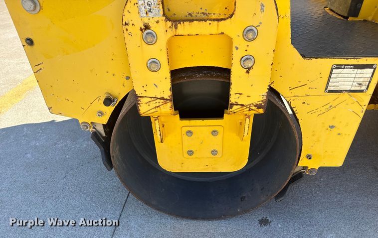 image for item EU5287 2016 Bomag BW 900-50 double drum vibratory roller