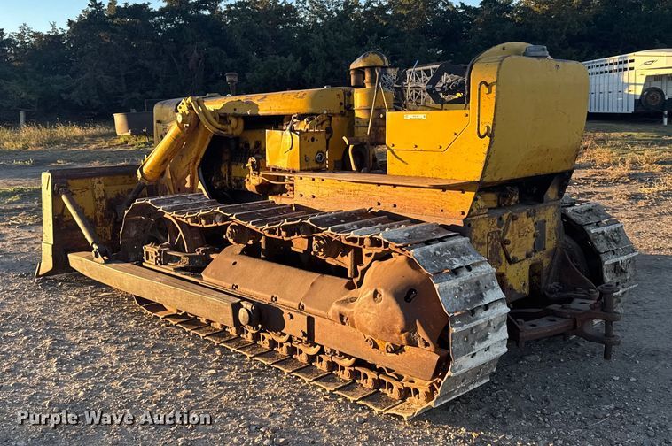 image for item EU6198 Caterpillar D6 dozer