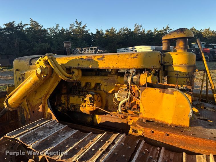 image for item EU6198 Caterpillar D6 dozer