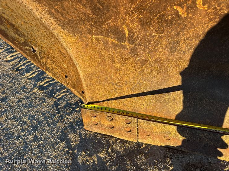 image for item EU6198 Caterpillar D6 dozer