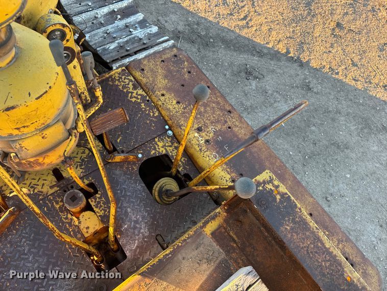 image for item EU6198 Caterpillar D6 dozer