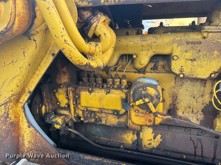 image for item EU6198 Caterpillar D6 dozer