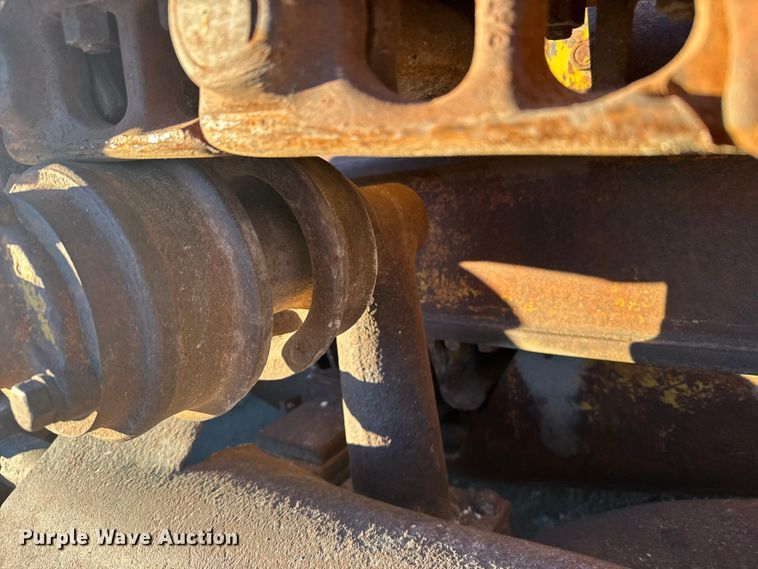 image for item EU6198 Caterpillar D6 dozer