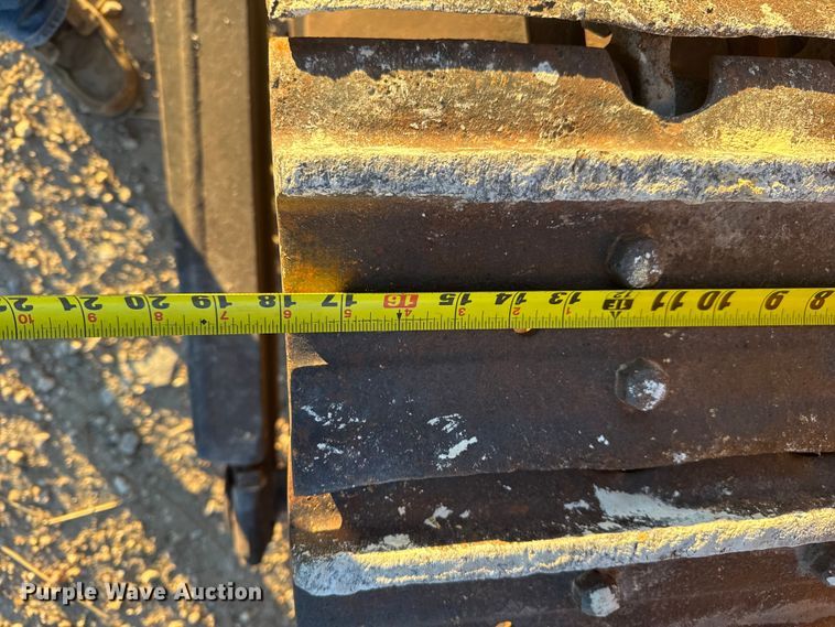 image for item EU6198 Caterpillar D6 dozer