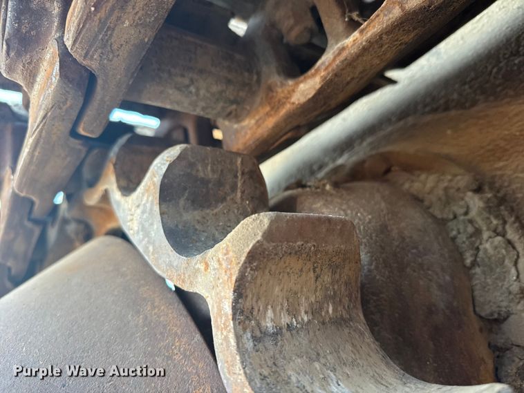 image for item EU6198 Caterpillar D6 dozer