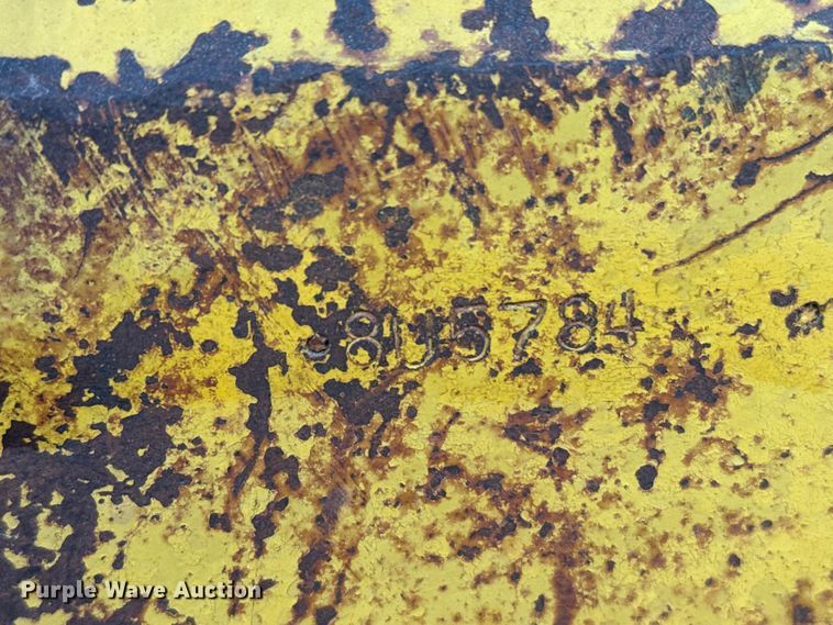 image for item EU6198 Caterpillar D6 dozer