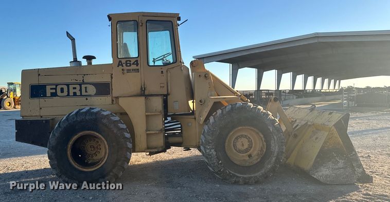 image for item EU6199 1982 Ford A-64 wheel loader
