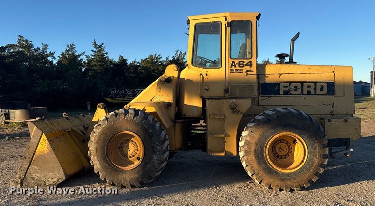 image for item EU6199 1982 Ford A-64 wheel loader