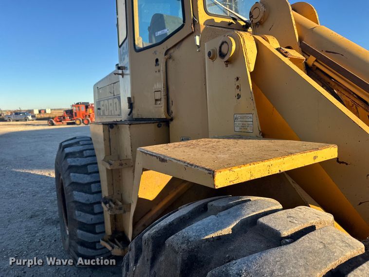 image for item EU6199 1982 Ford A-64 wheel loader