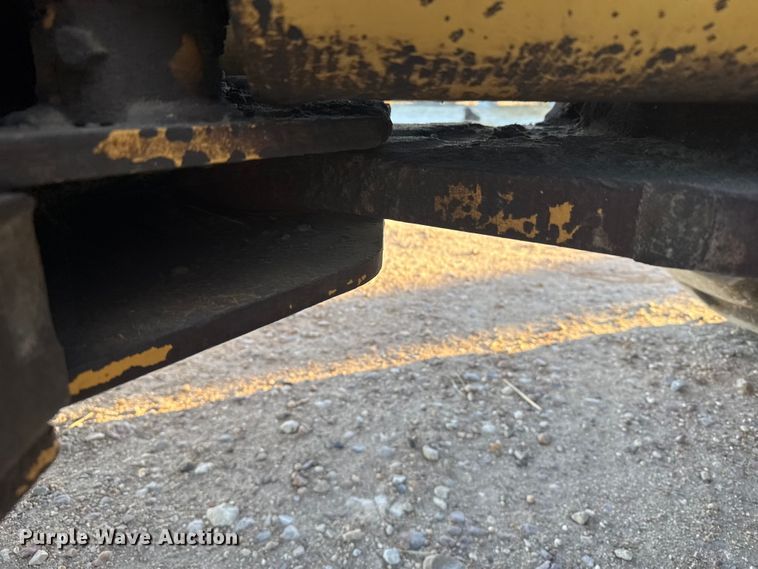 image for item EU6199 1982 Ford A-64 wheel loader