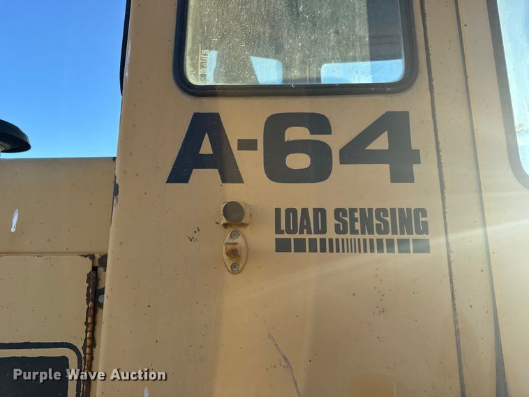 image for item EU6199 1982 Ford A-64 wheel loader