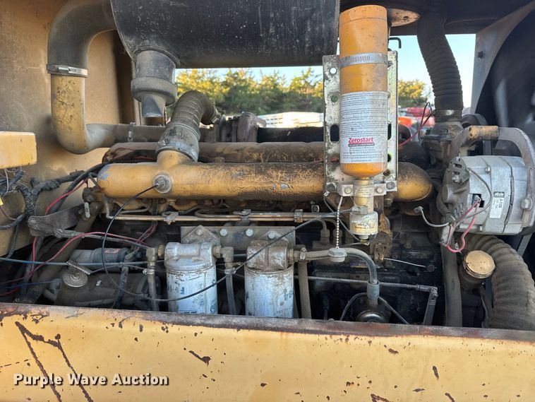 image for item EU6199 1982 Ford A-64 wheel loader