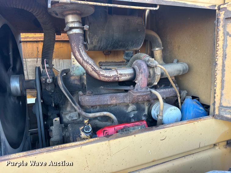 image for item EU6199 1982 Ford A-64 wheel loader