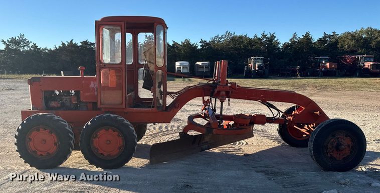 image for item EU6201 1956 Galion 503G rigid frame motor grader