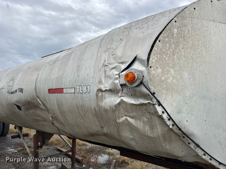 image for item EU6276 1966 Beall  40 INSL T tank trailer