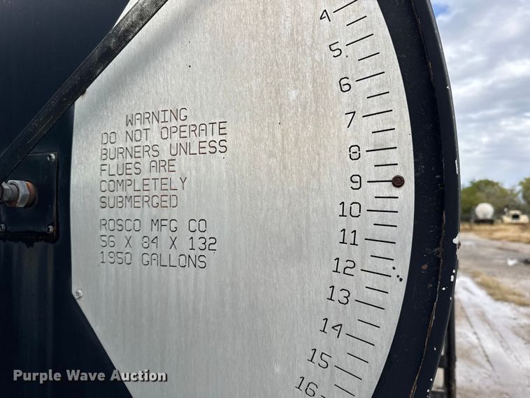 image for item EU6277 1997 International 4700  oil distributor truck