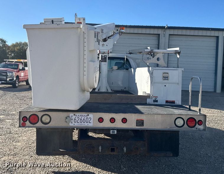 image for item EU6328 2015 Ford F450 Super Duty bucket truck