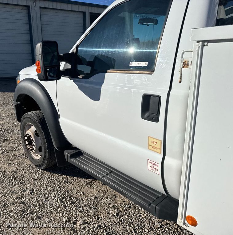 image for item EU6328 2015 Ford F450 Super Duty bucket truck