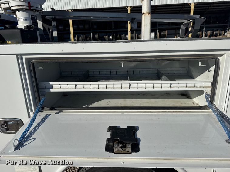 image for item EU6328 2015 Ford F450 Super Duty bucket truck