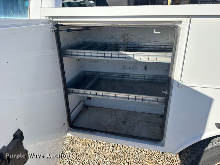 image for item EU6328 2015 Ford F450 Super Duty bucket truck