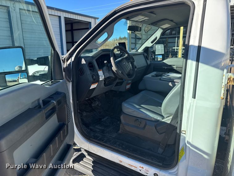 image for item EU6328 2015 Ford F450 Super Duty bucket truck