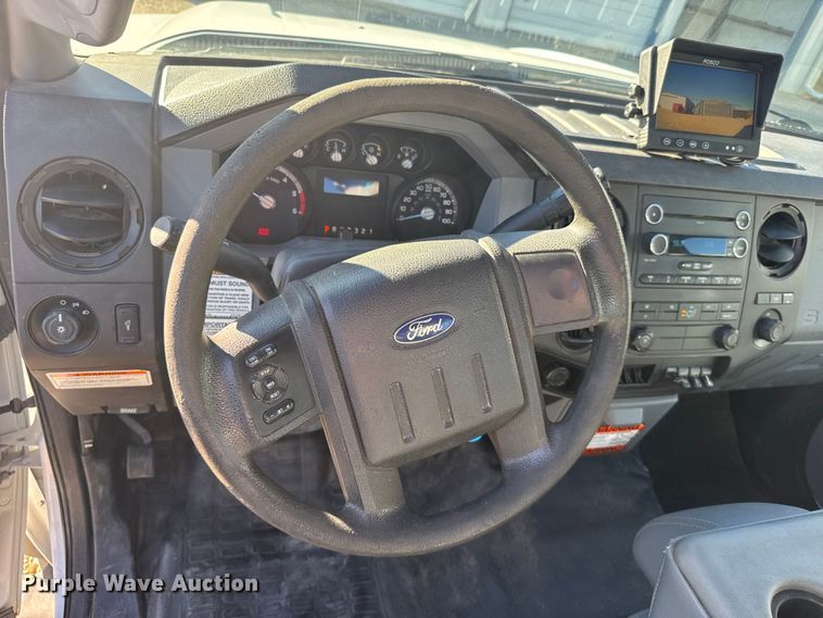 image for item EU6328 2015 Ford F450 Super Duty bucket truck