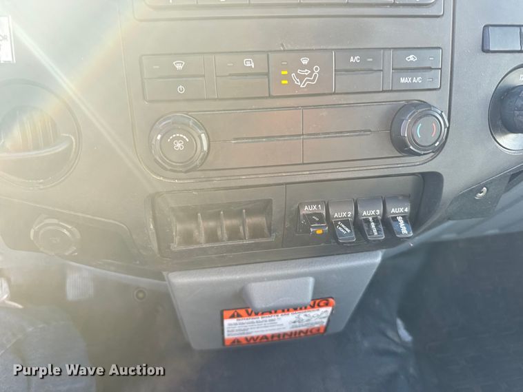 image for item EU6328 2015 Ford F450 Super Duty bucket truck