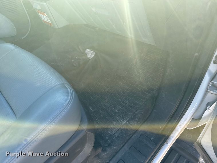 image for item EU6328 2015 Ford F450 Super Duty bucket truck