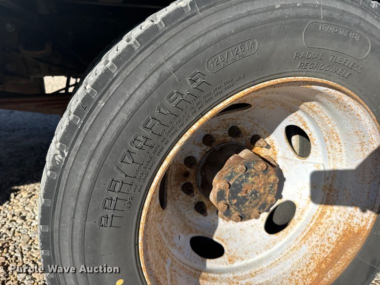 image for item EU6328 2015 Ford F450 Super Duty bucket truck