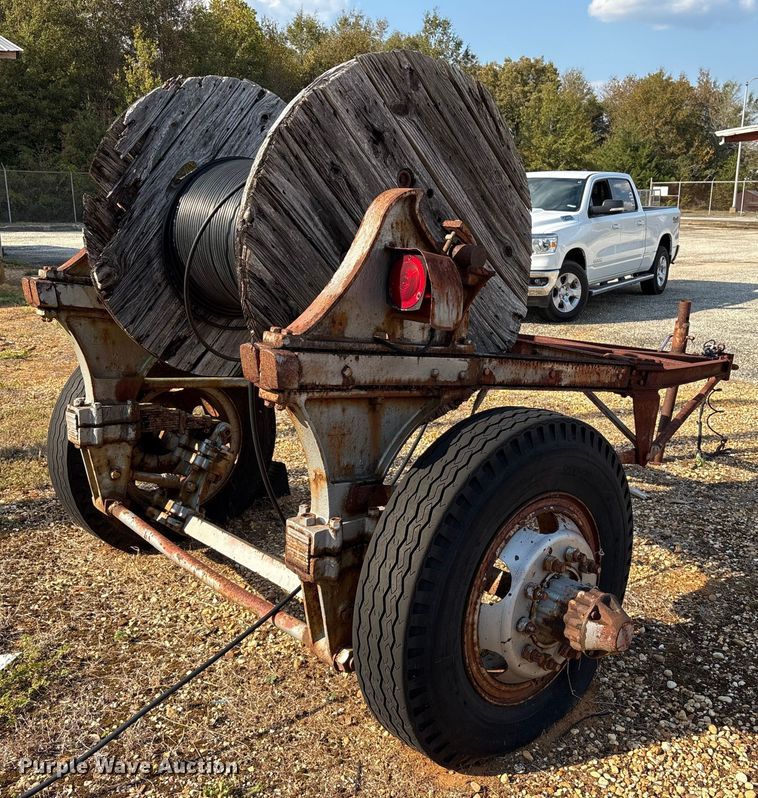 image for item EU7015 Reel trailer