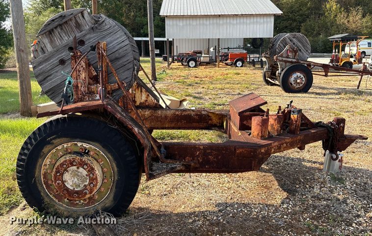 image for item EU7016 Reel trailer