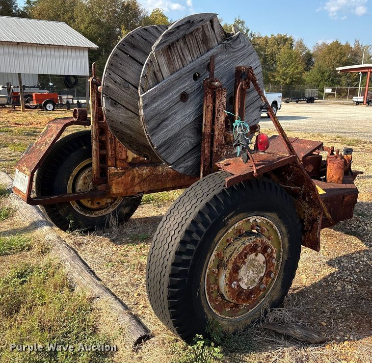 image for item EU7016 Reel trailer