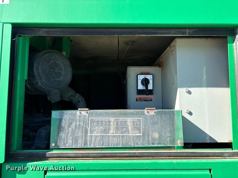 image for item EU8525 2016 Whisperwatt DCA -70SSIU4F generator