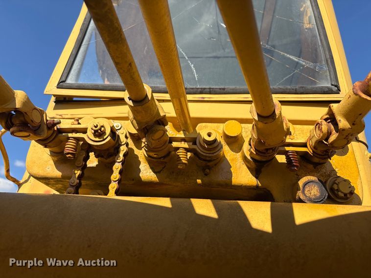 image for item EV2542 Allis Chalmers rigid frame motor grader