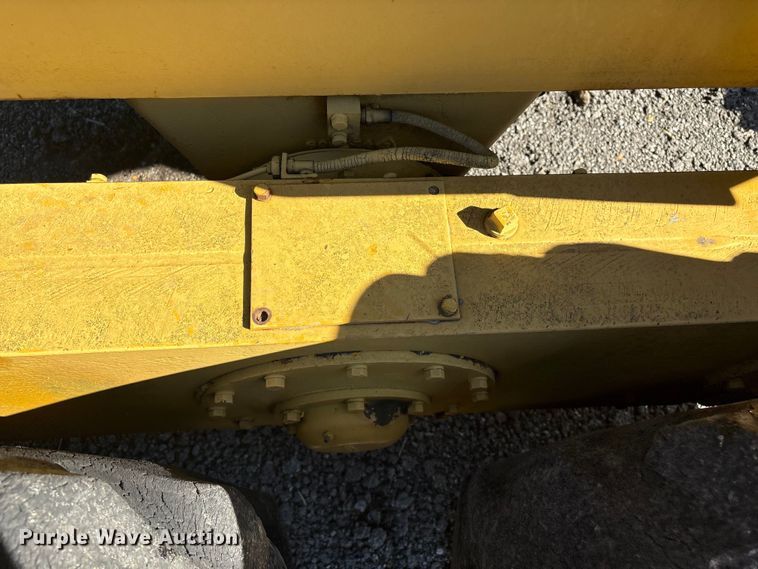 image for item EV2542 Allis Chalmers rigid frame motor grader