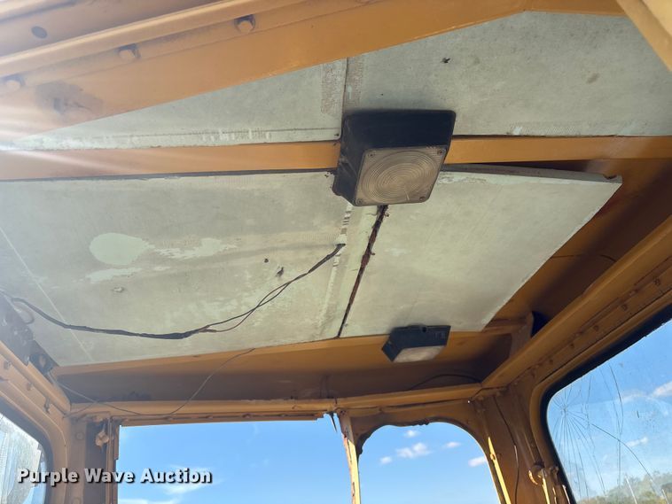 image for item EV2542 Allis Chalmers rigid frame motor grader