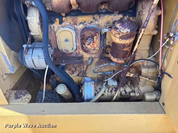 image for item EV2542 Allis Chalmers rigid frame motor grader