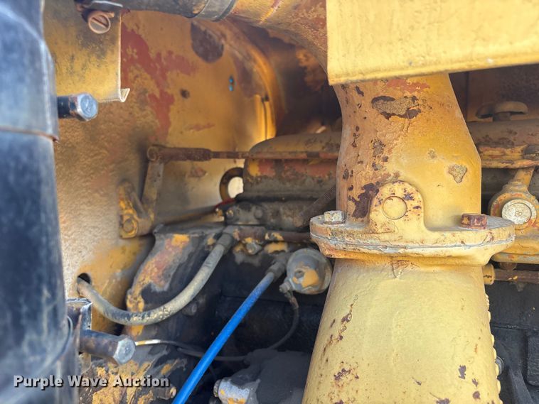 image for item EV2542 Allis Chalmers rigid frame motor grader