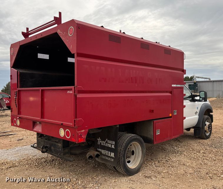 image for item EV3218 2011 Ford F550 Super Duty chipper truck