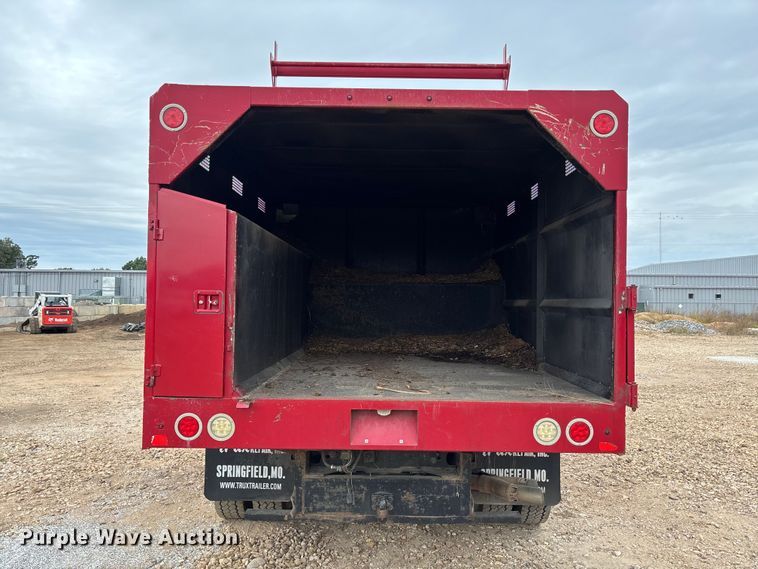 image for item EV3218 2011 Ford F550 Super Duty chipper truck